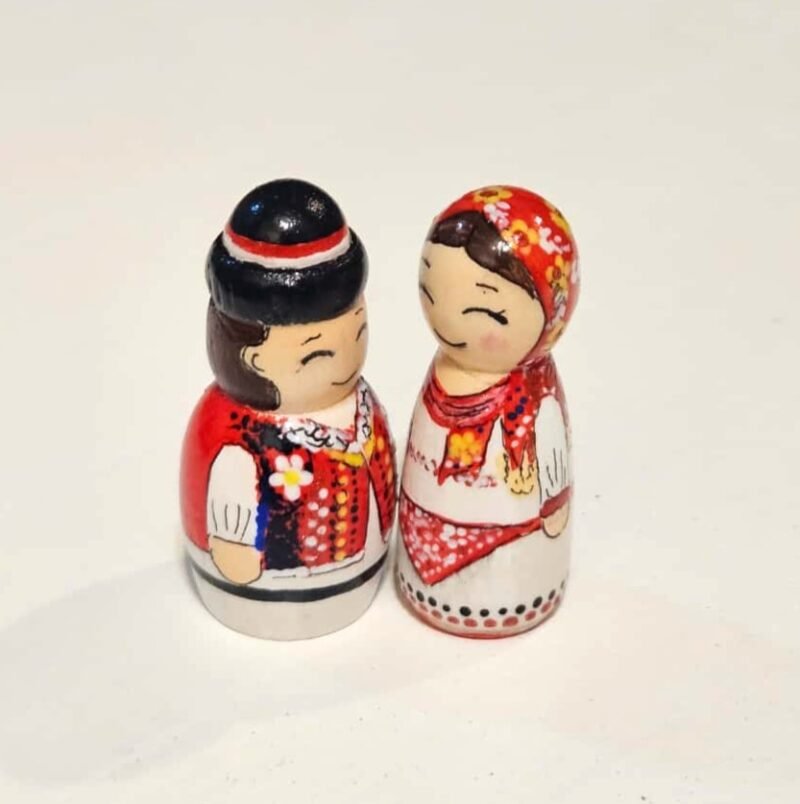 Drveni par u narodnoj nošnji (3,5 cm) - Slika 7